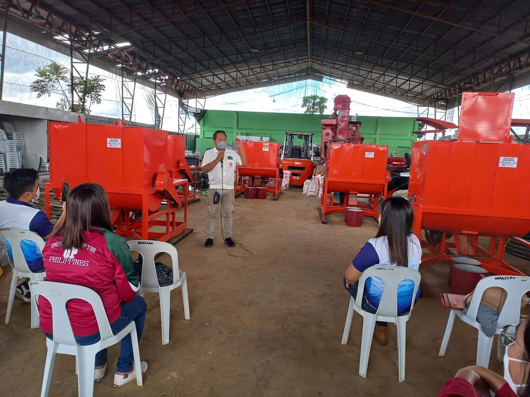 Agri dept strengthens R-10’s multiplier farms through feed mixer units distribution