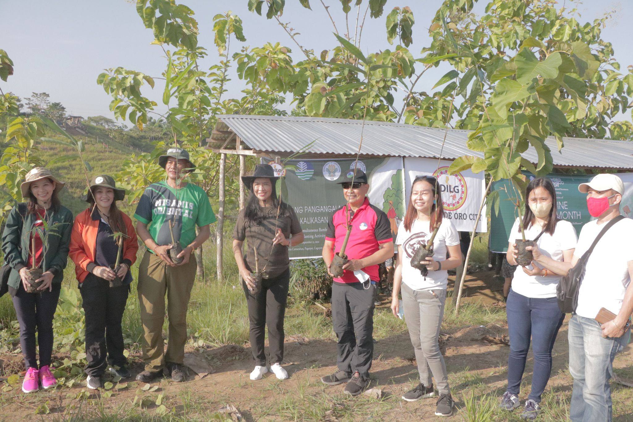 Aggie employees join nationwide simultaneous tree planting activity