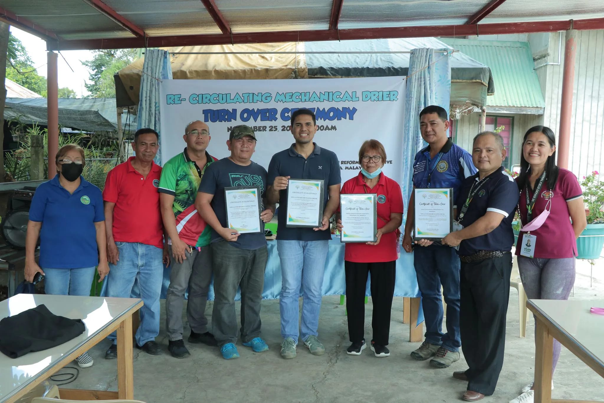 Simaya farmers receive P4.5-M recirculating dryer from DA-NorMin