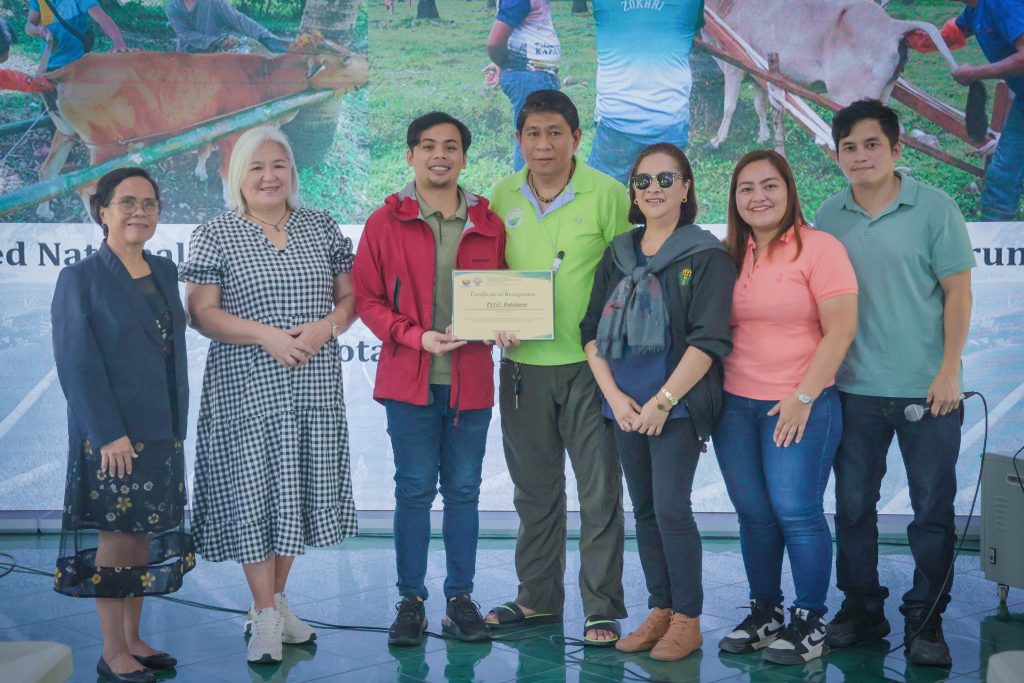 Bukidnon wins Best Artificial Insemination implementer in NorMin