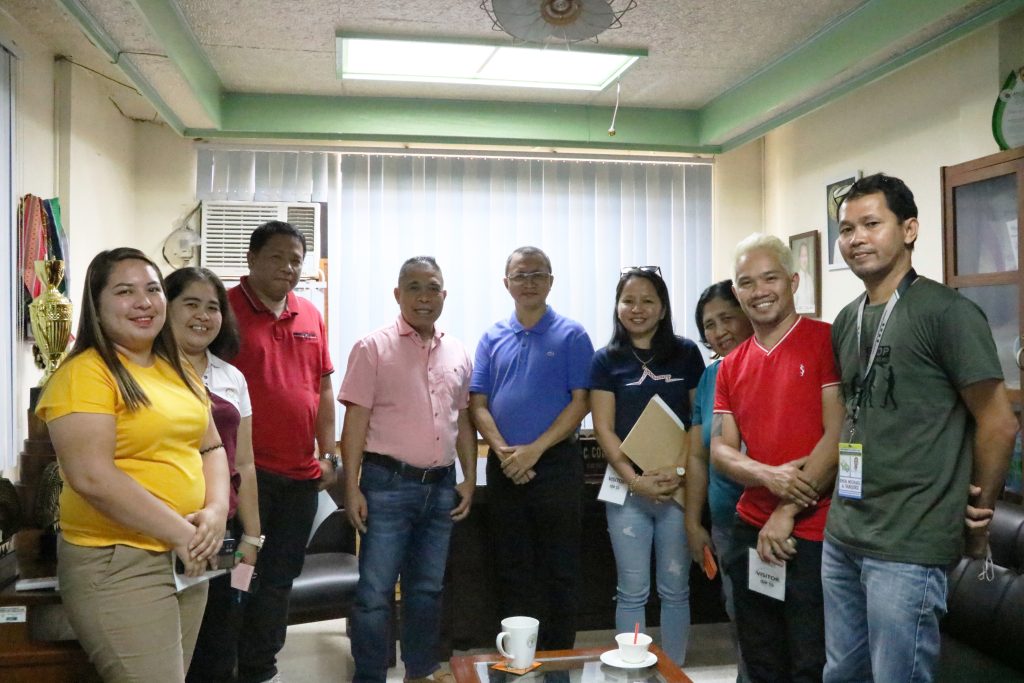 Tangub City Mayor confers with DA-10 Executive for special project acquisition